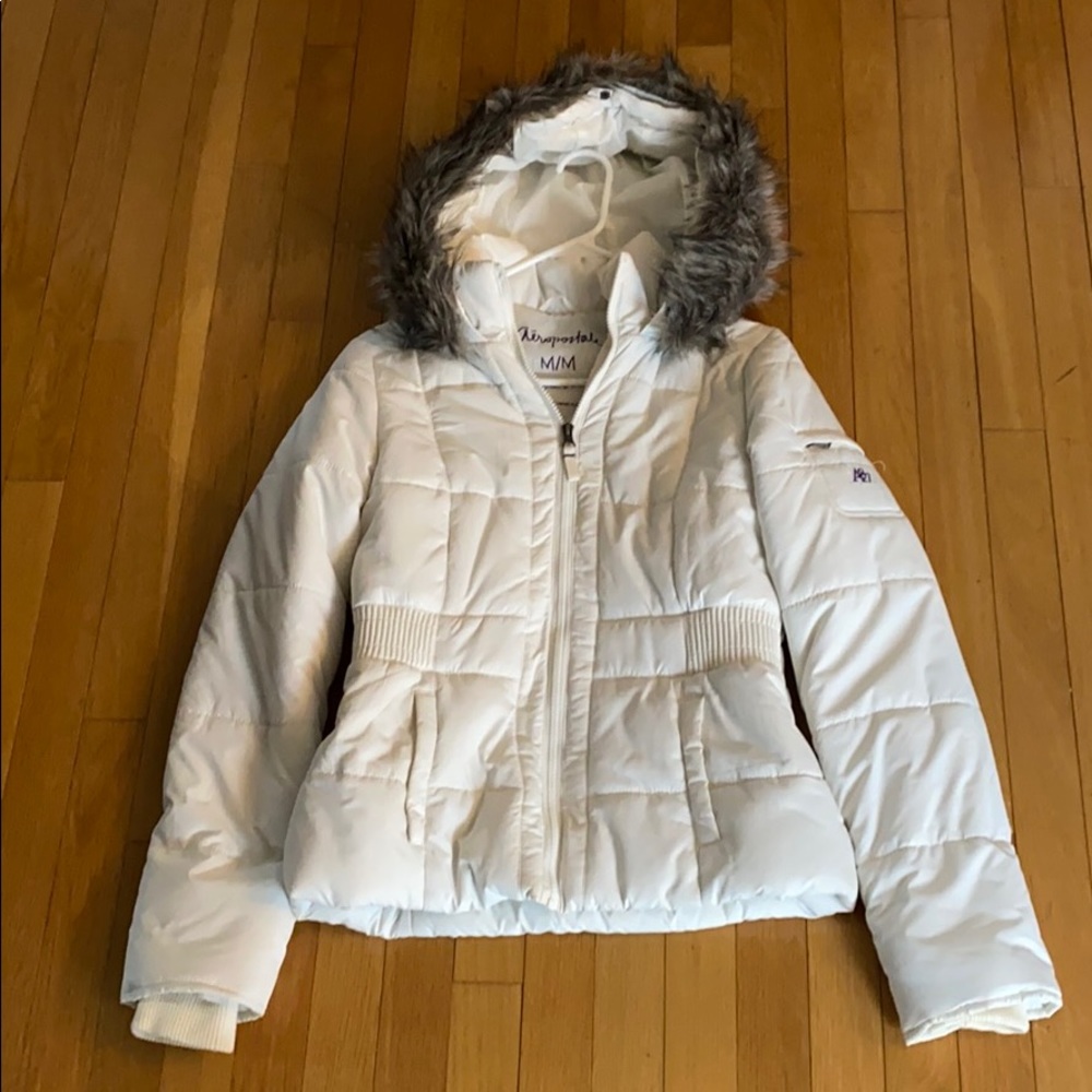 Aeropostale White Puff Jacket